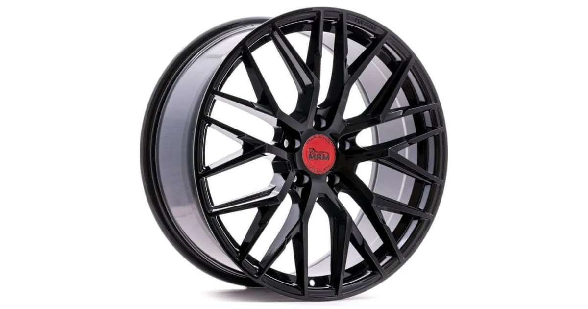 MAM RS4 BLACK PAINTED 8,5x19 5/114,3 ET40 Alésage 72,6