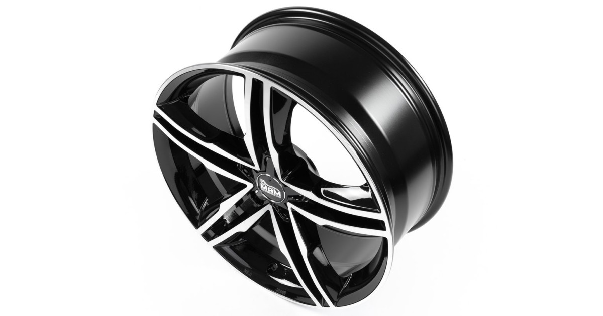 MAM A1 BLACK FRONT POLISH 8x19 5/112 ET30 Alésage 66,6