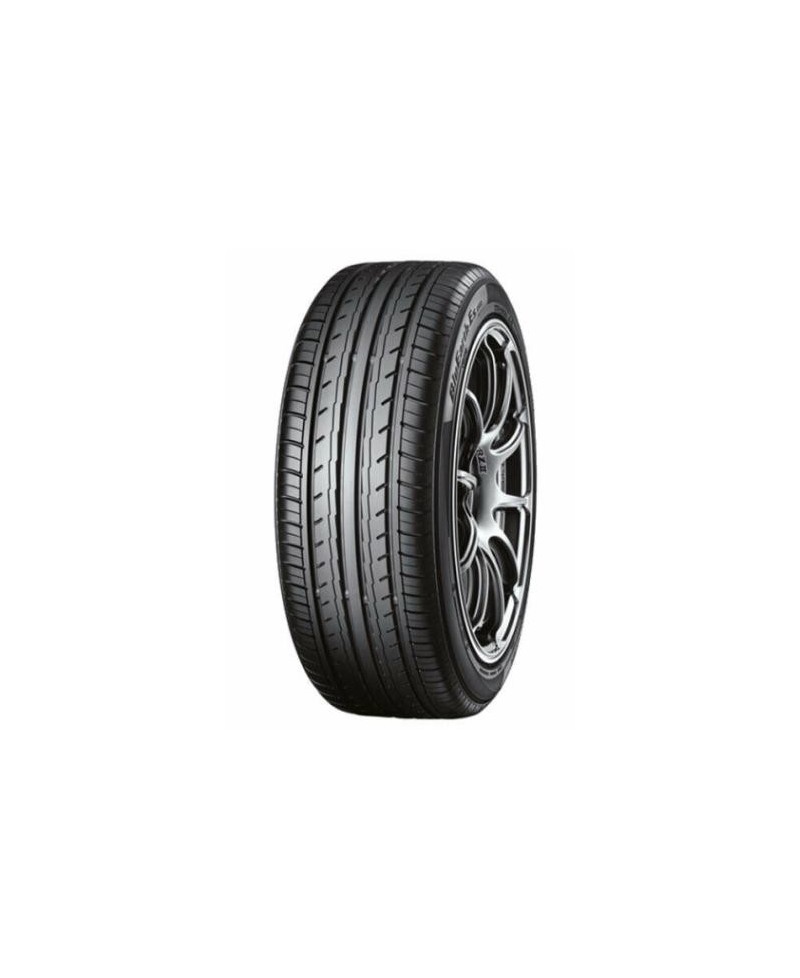 Pneu Yokohama BLUEARTH ES32 225/40 R18 92W