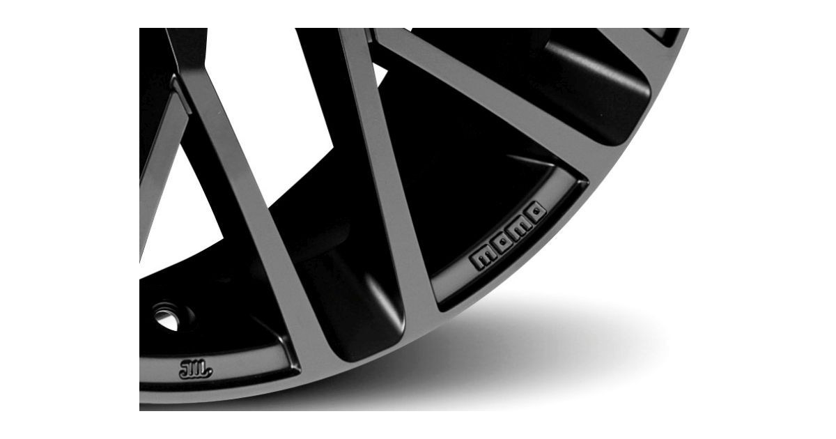 Jante ALU MOMO Revenge Noir mat, 7X17 5/108 ET40, Alésage 72.3