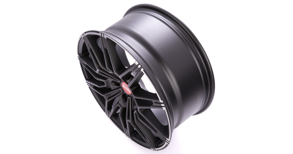 MAM B3N MATT BLACK LIP POLISH 8,5x19 5/112 ET45 Alésage 66,6