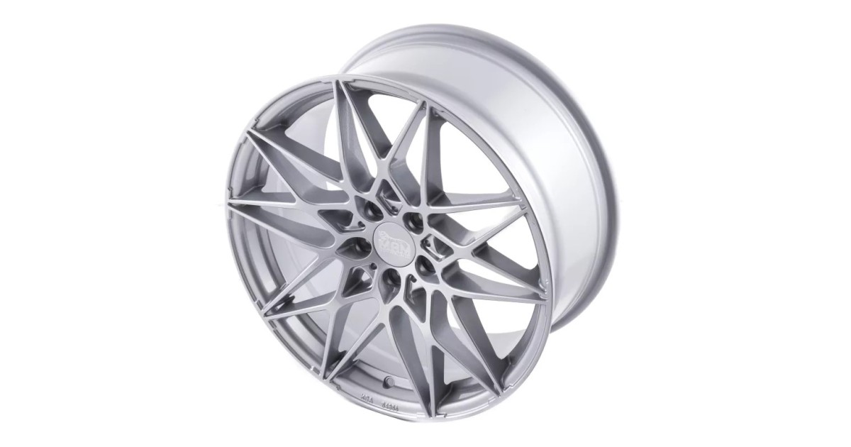 MAM B2N SILVER PAINTED 8,5x19 5/120 ET35 Alésage 72,6