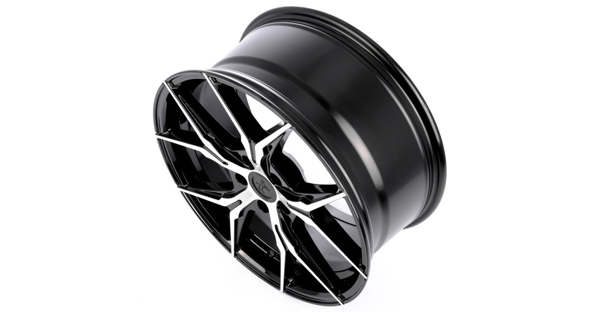 KESKIN KT19 Angel BLACK FRONT POLISH 8x18 5/120 ET35 Alésage 72,6