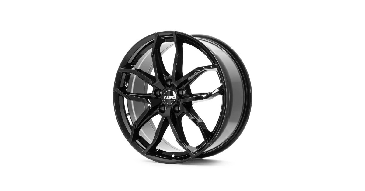 Jante Alu Rial Lucca Diamond Black 8x18 5x108 ET45 , Alésage 70.1