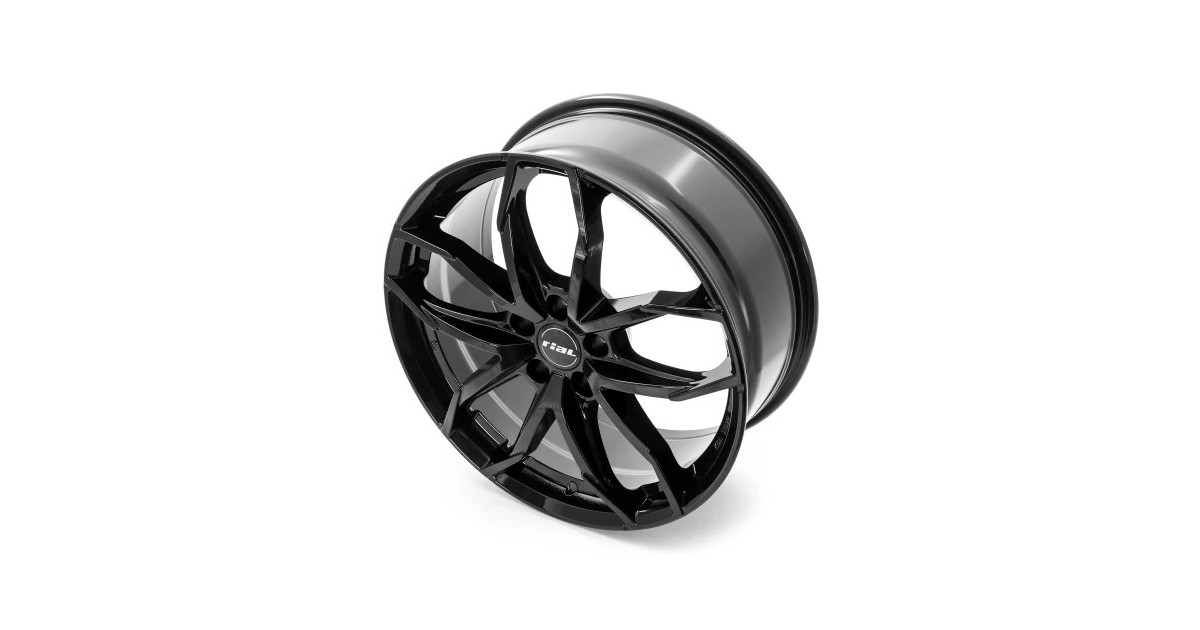Jante Alu Rial Lucca Diamond Black 8x18 5x108 ET45 , Alésage 70.1