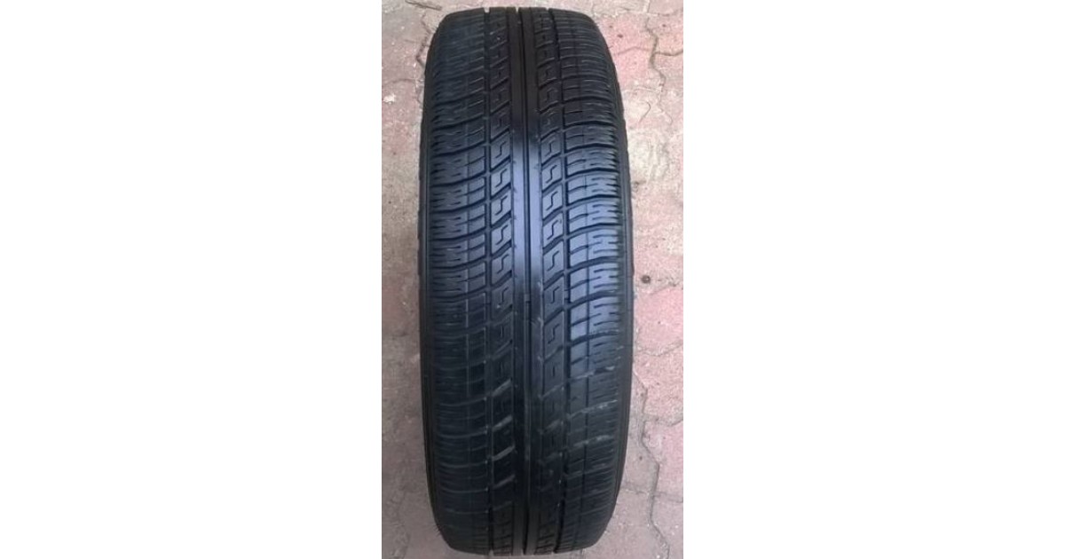 CAMAC 165/65TR14 79T NT65