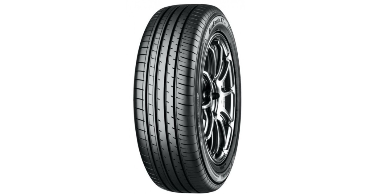 YOKOHAMA 215/60 R17 96H BLUEARTH XT AE61