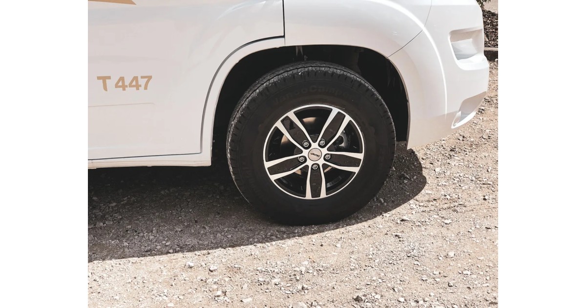 Jante ALU, Autec Quantro 5 Noir , Face polie 6.5X16 5/ 160 ET55, Alésage 65.1