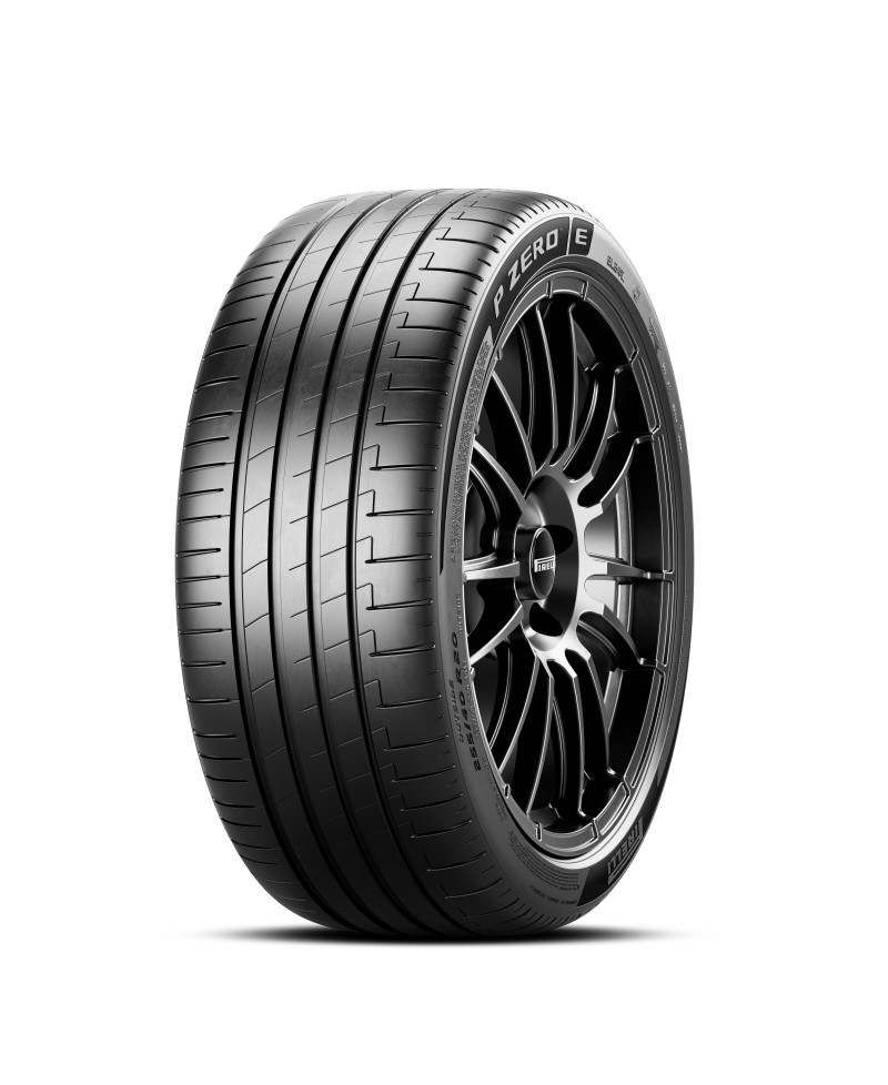 PIRELLI PZERO E XL (*) BMW ELT 275/ 35 R22 104Y