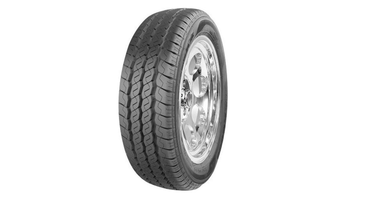 FIREMAX FM913 , 215/ 70 R15C 109/ 107R , 8PR
