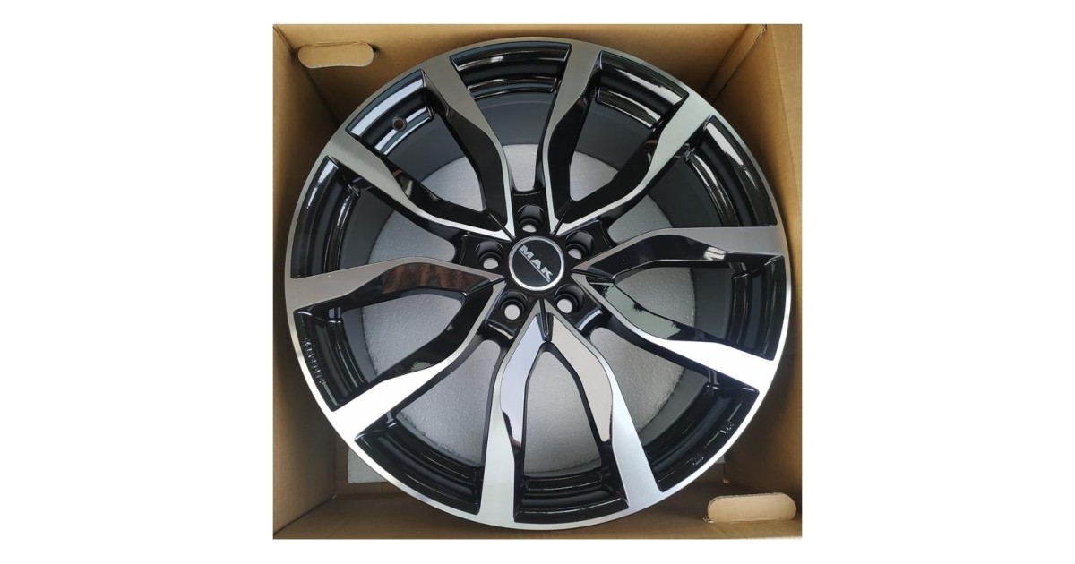 Jante Alu MAK HIGHLANDS (BLACK MIRROR) 9x21 5x108 ET38,5 , Alésage 63.4