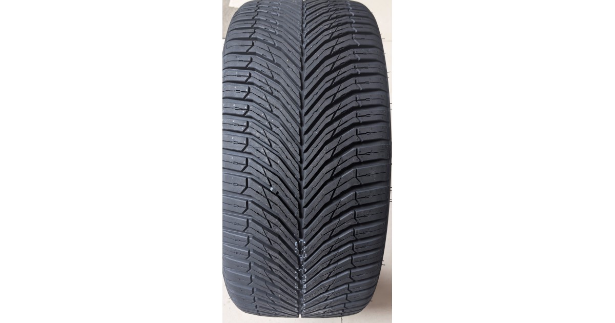 Pneu Tourador X Pro 4S ZU1 XL 215/ 45 R16 90V , 3PMSF